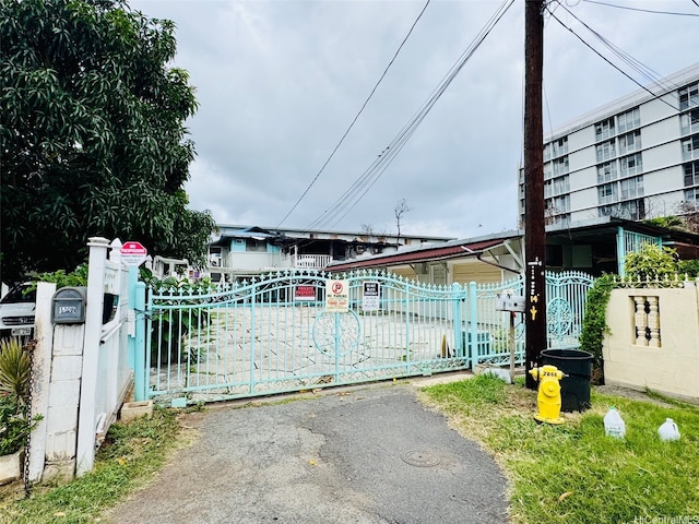 1131 Banyan St Unit B, Honolulu, HI 96817 - photo 1