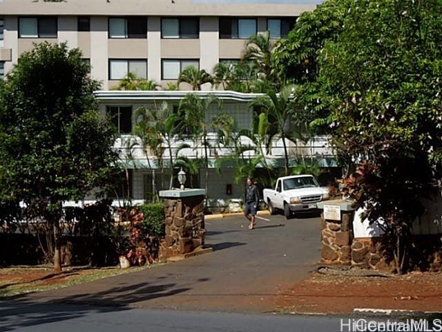 540 Iolani Ave, Honolulu, HI 96813 - photo 1