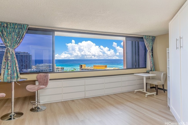 1700 Ala Moana Blvd Unit 2704, Honolulu, HI 96815 - photo 1