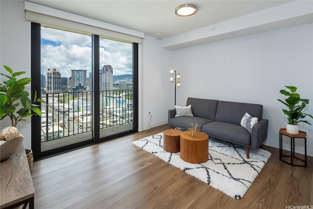 987 Queen St Unit 2407, Honolulu, HI 96814 - photo 2