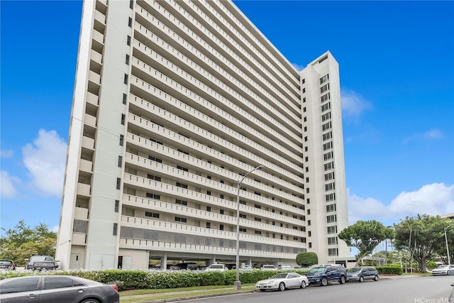 1160 Ala Napunani St Unit 806, Honolulu, HI 96818 - photo 1