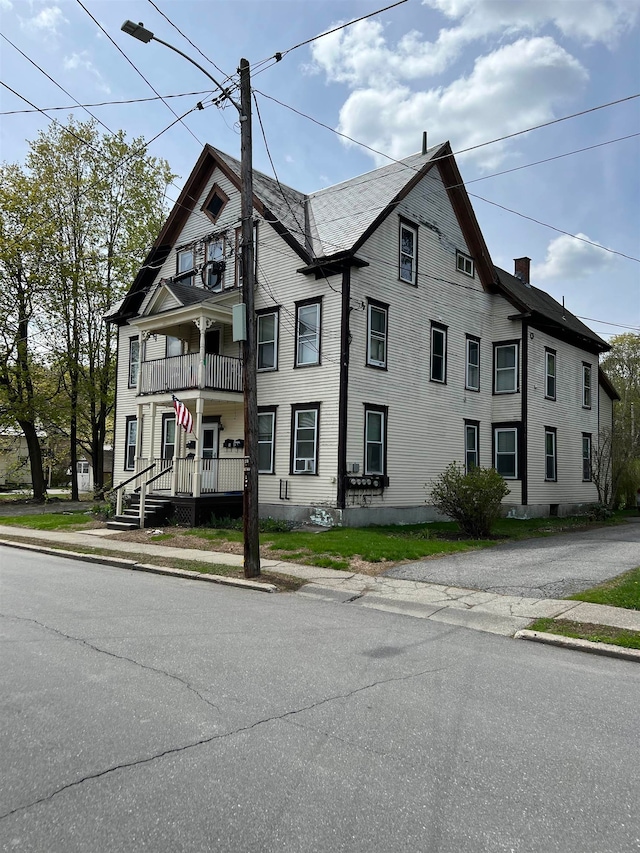 25 Cottage St, Brattleboro, VT 05301