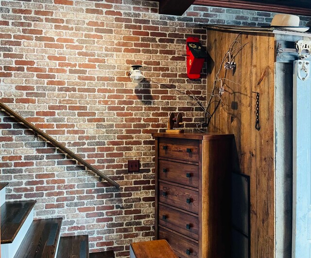 43 Jackson Lodge Rd, Canaan, VT 05903 - interior space