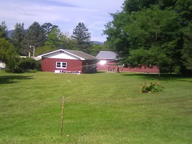 Listing photo 2 for 145 Langdell Rd, Morristown VT 05661