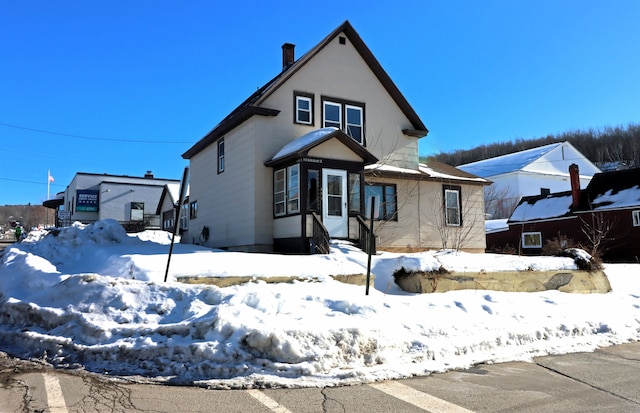 view of front of home