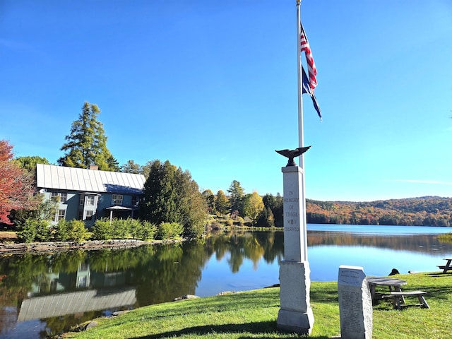 000 W Rd, Barnard, VT 05031
