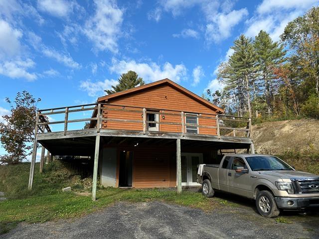 17 Tracy Hill Rd, Northfield, VT 05663 - view of front of property featuring a deck