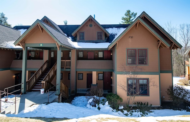 view of front of house with a porch