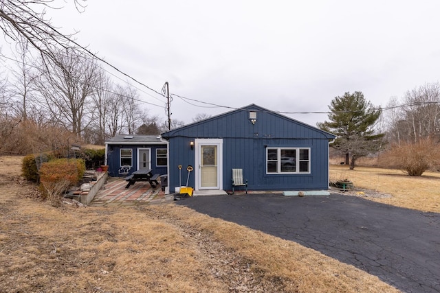 view of front of home