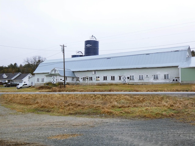 view of building exterior