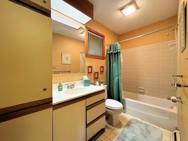 34 Sugar Brook Rd Unit F4, Peru, VT 05152 - full bathroom featuring shower / tub combo with curtain, tile patterned floors, toilet, vanity, and a textured ceiling
