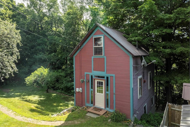 Listing photo 2 for 18-20 Bellows Falls Rd, Putney VT 05346