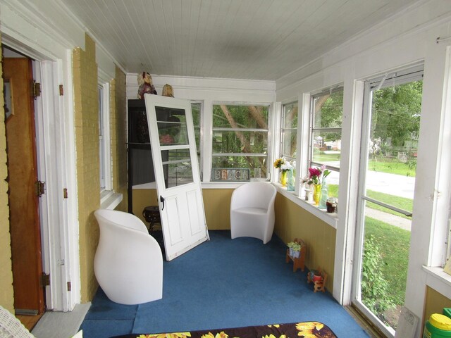 view of sunroom / solarium