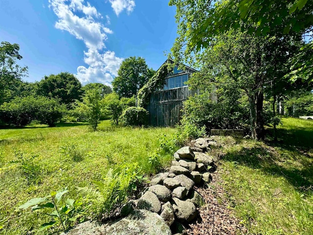 Listing photo 3 for 00 Cape Moonshine Rd, Wentworth NH 03282