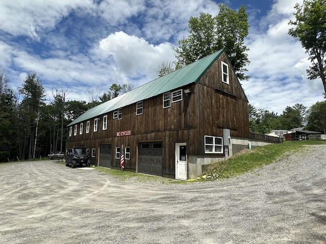 view of outdoor structure