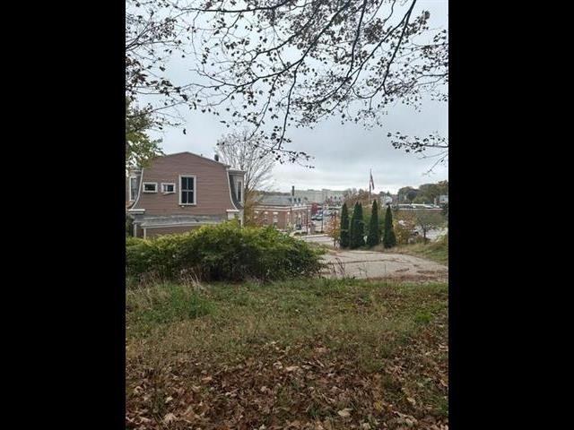 25 High St, Somersworth, NH 03878