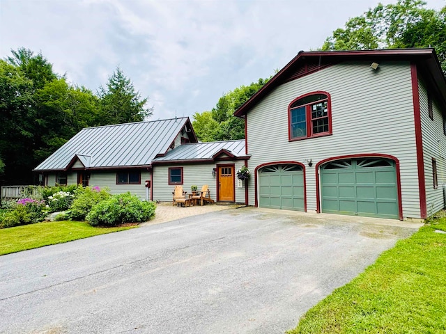 view of front facade with a garage