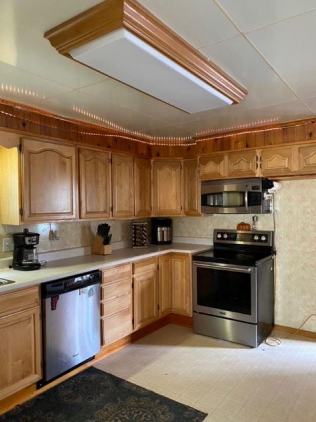 kitchen featuring appliances with stainless steel finishes