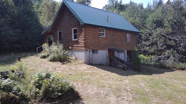 view of side of property