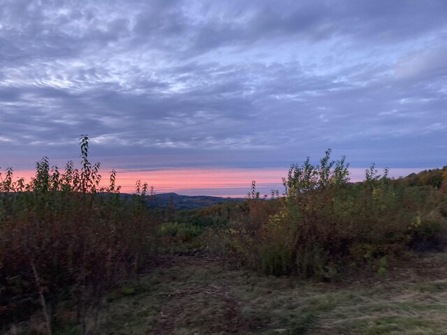 655 Kinsey Rd, Barton, VT 05822