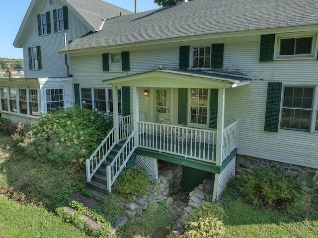 view of front of home featuring a porch