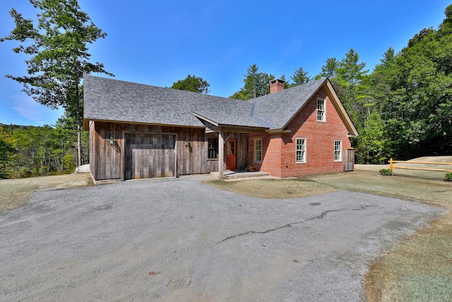 view of front facade with a garage