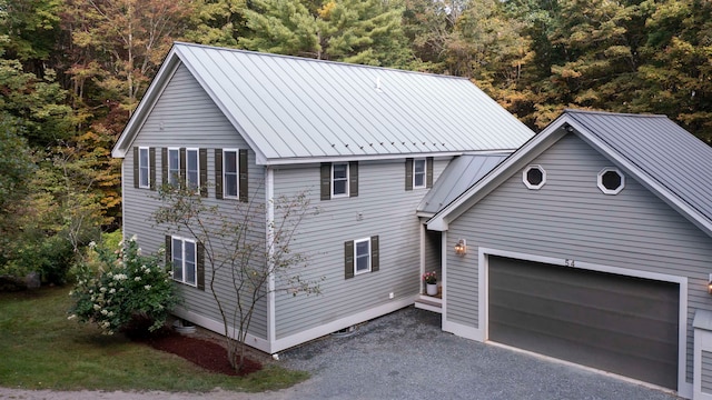 view of front of house featuring a garage