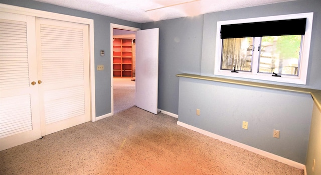 unfurnished bedroom featuring a closet