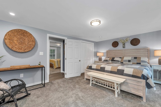 bedroom with carpet flooring