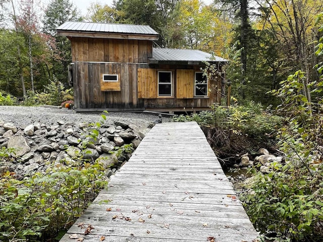 view of outdoor structure