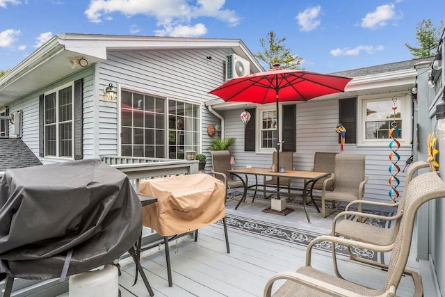 deck with grilling area