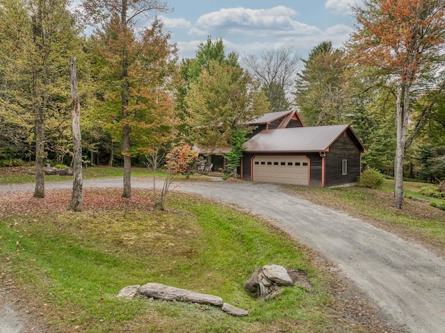 view of front facade featuring a garage