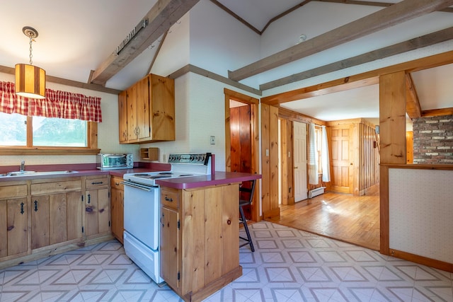 kitchen featuring sink, hanging light fixtures, light hardwood / wood-style floors, electric stove, and a breakfast bar