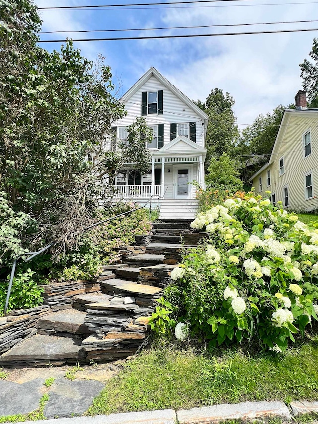 view of front of home