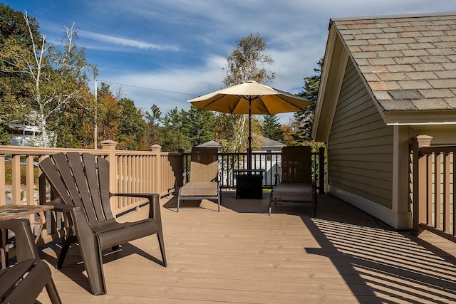 view of wooden deck