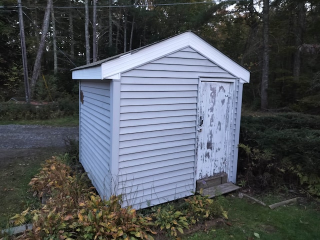 view of outbuilding