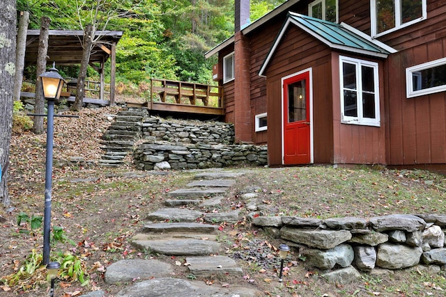 view of outbuilding