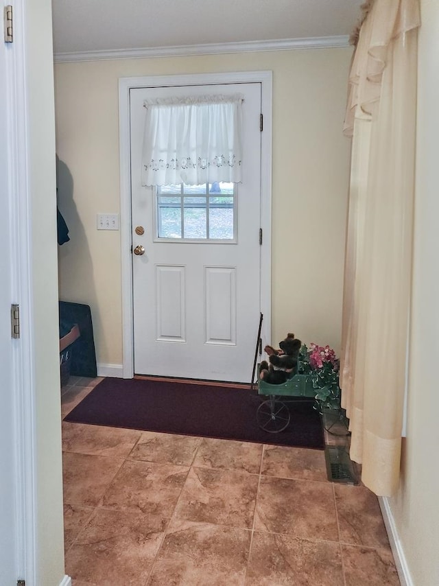 doorway with crown molding