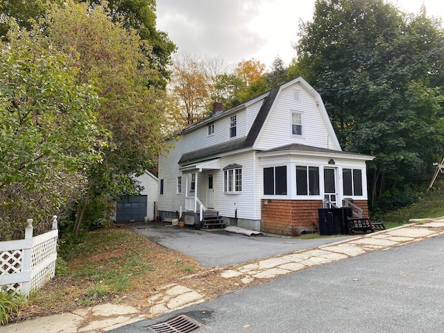 view of front of home