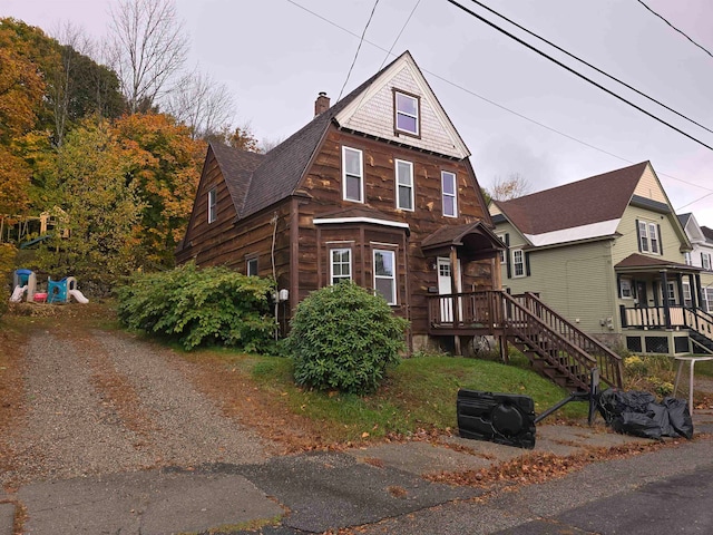 view of front of property