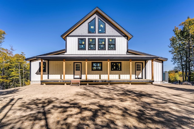 view of front of property with a porch