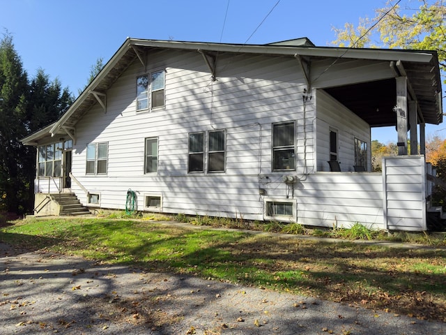 view of home's exterior