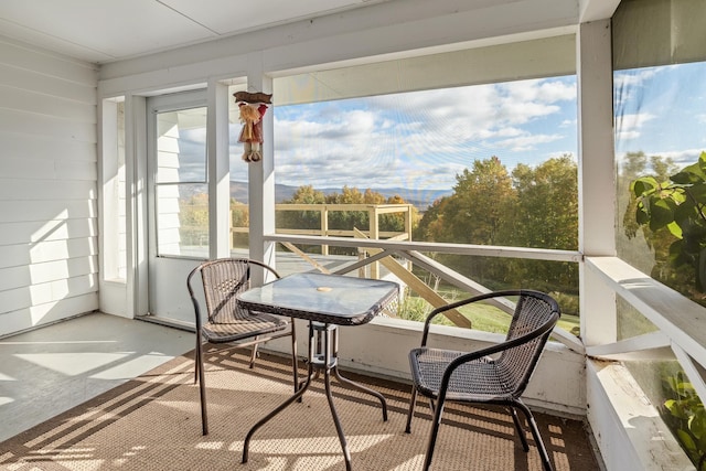 view of sunroom / solarium