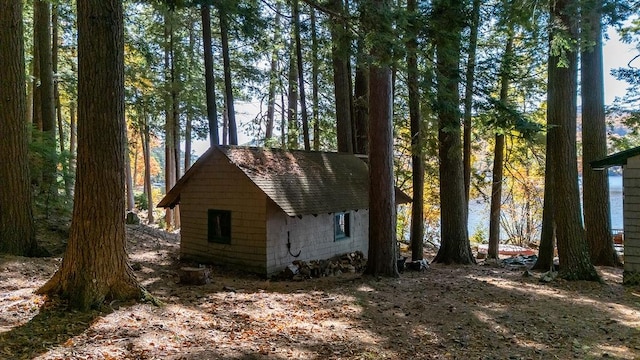 view of side of property