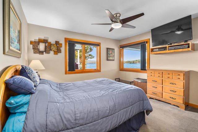 bedroom with carpet flooring and ceiling fan