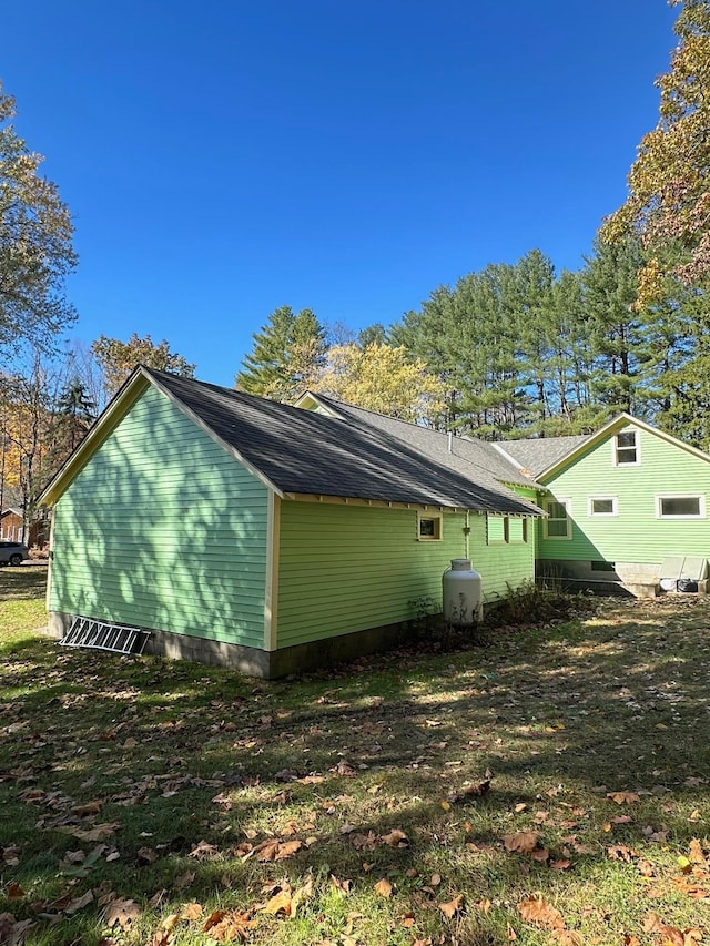 view of side of property