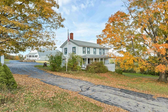 view of front of house with covered porch