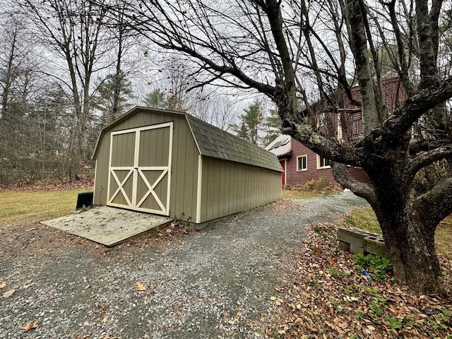 view of outbuilding