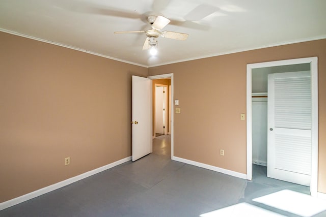 unfurnished bedroom with a closet, ceiling fan, and crown molding