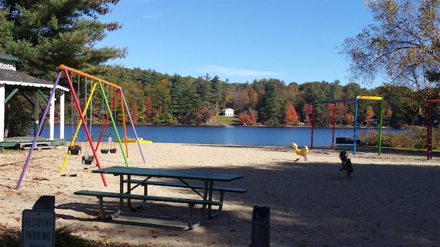 014-102 Deerpoint Dr, Hillsborough, NH 03244
